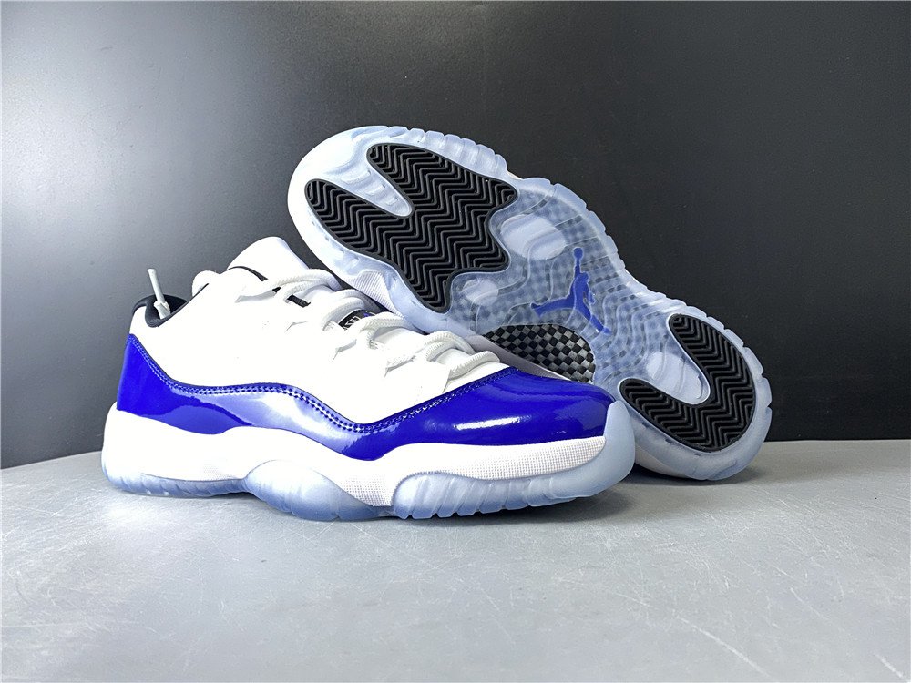 Air Jordan 11 Low WMNS Concord AH7860-100